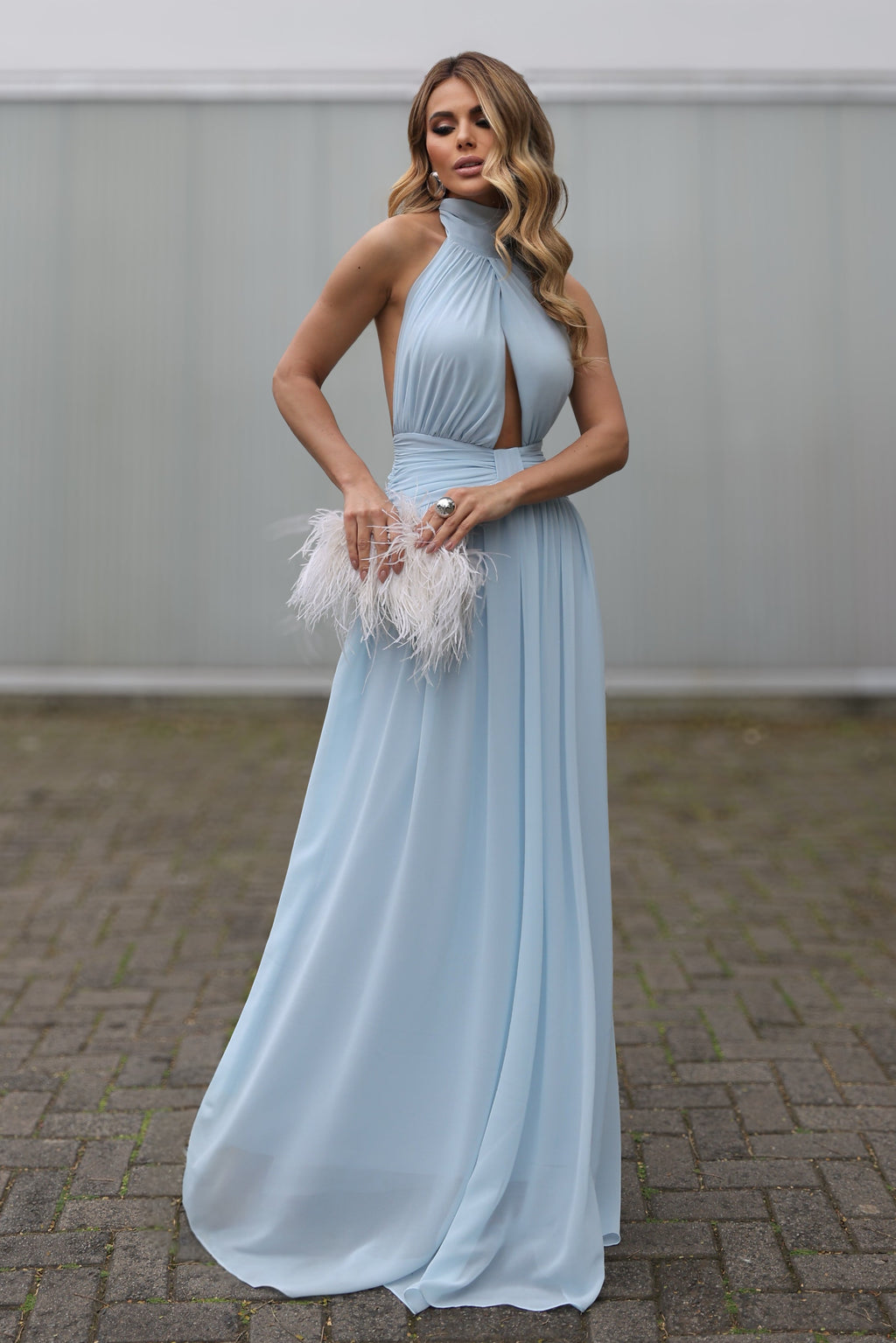 VESTIDO LONGO FRENTE ÚNICA COM RECORTE FRONTAL E CINTURA FRANZIDA AZUL