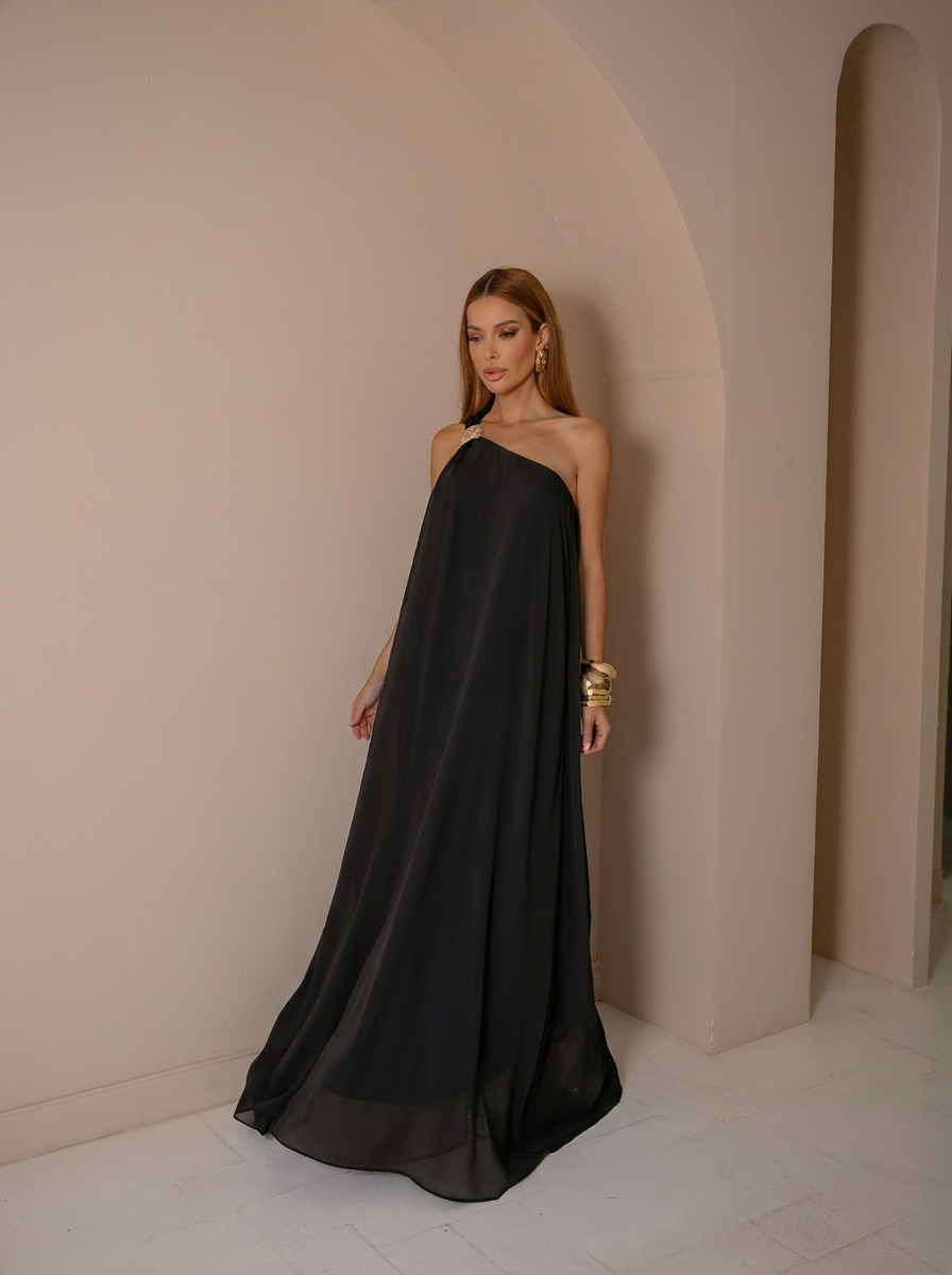 VESTIDO LONGO UM OMBRO COM FIVELA NA ALÇA E FAIXA PRETO