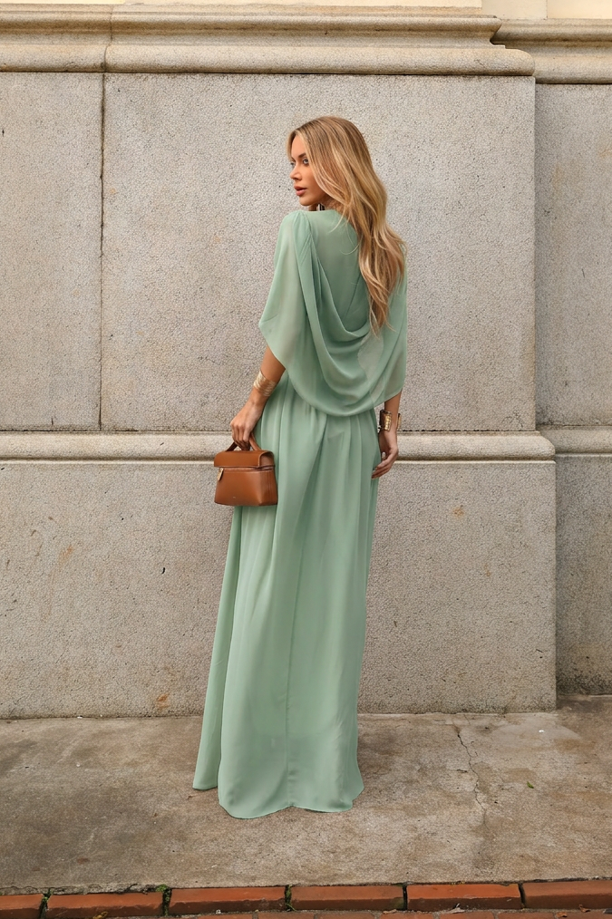 VESTIDO LONGO DECOTE V COM MANGA MORCEGO E FRANZIDO NA CINTURA VERDE ÁGUA