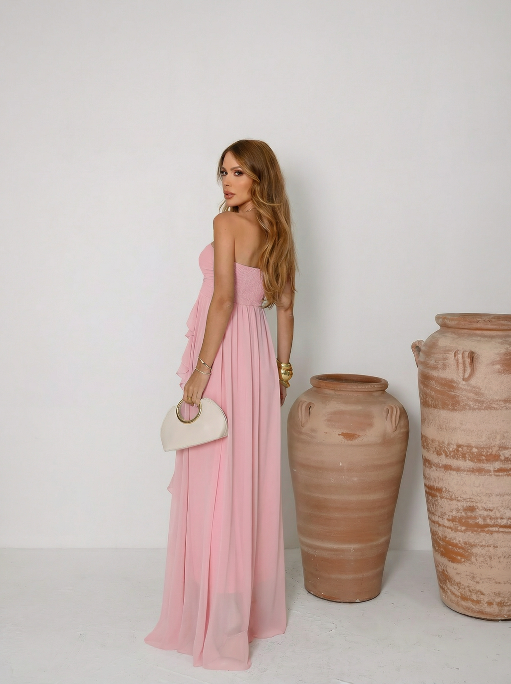 VESTIDO LONGO TOMARA QUE CAIA COM BABADOS CASCATA ROSA