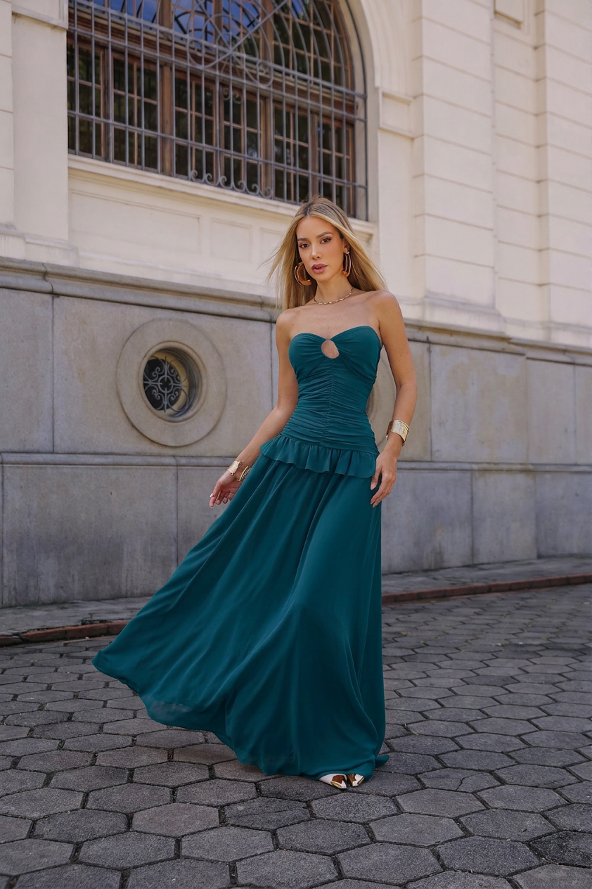 VESTIDO LONGO TOMARA QUE CAIA FRANZIDO COM RECORTE E CAPA AZUL PETRÓLEO
