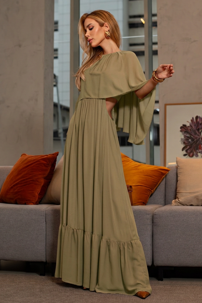 VESTIDO LONGO COM CAPA E BABADO NA BARRA VERDE PISTACHE
