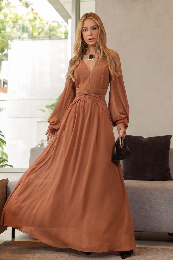 VESTIDO LONGO DECOTE V COM MANGA BUFANTE E TORÇÃO NA CINTURA CARAMELO