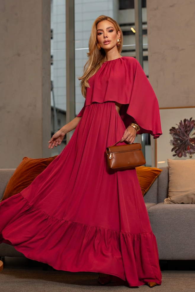 VESTIDO LONGO COM CAPA E BABADO NA BARRA VERMELHO