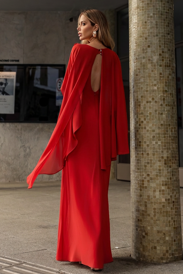 VESTIDO LONGO COM CAPA E COSTAS ABERTAS VERMELHO