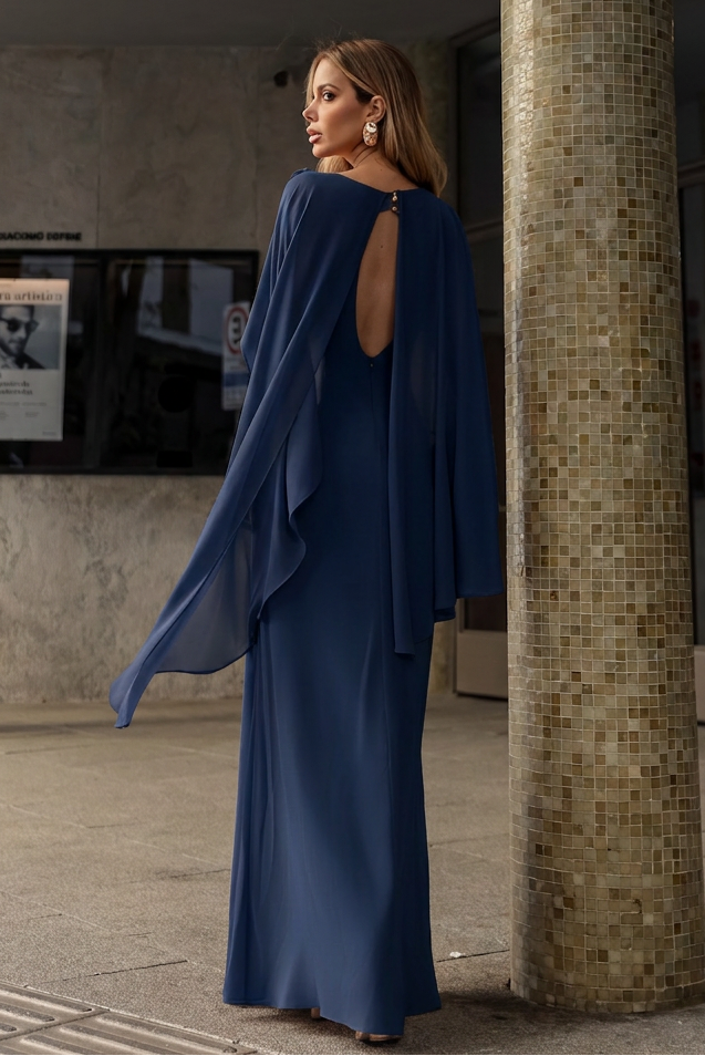 VESTIDO LONGO COM CAPA E COSTAS ABERTAS AZUL