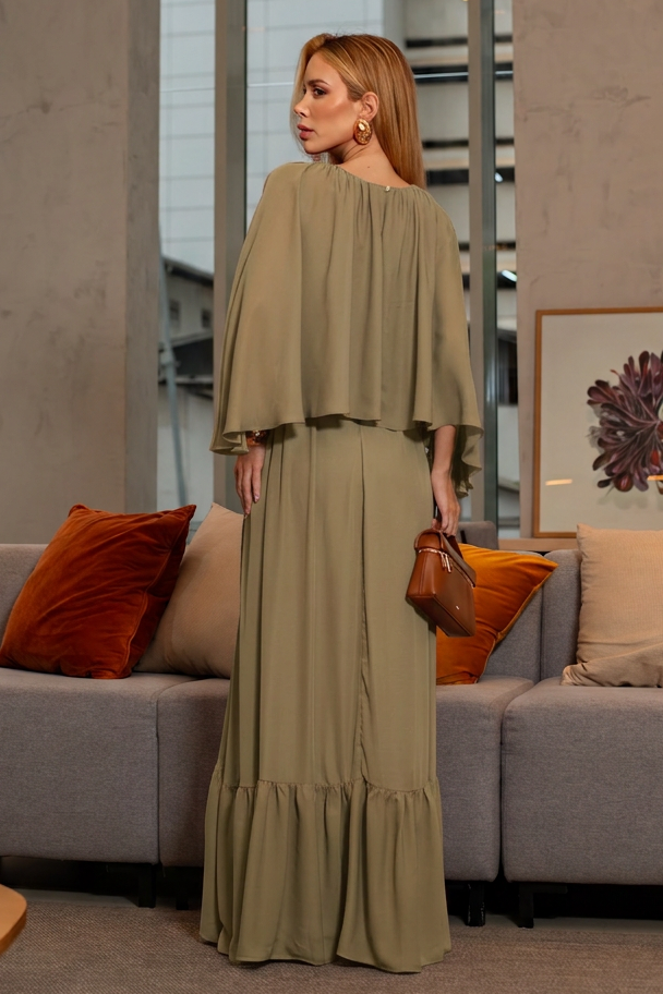 VESTIDO LONGO COM CAPA E BABADO NA BARRA VERDE PISTACHE