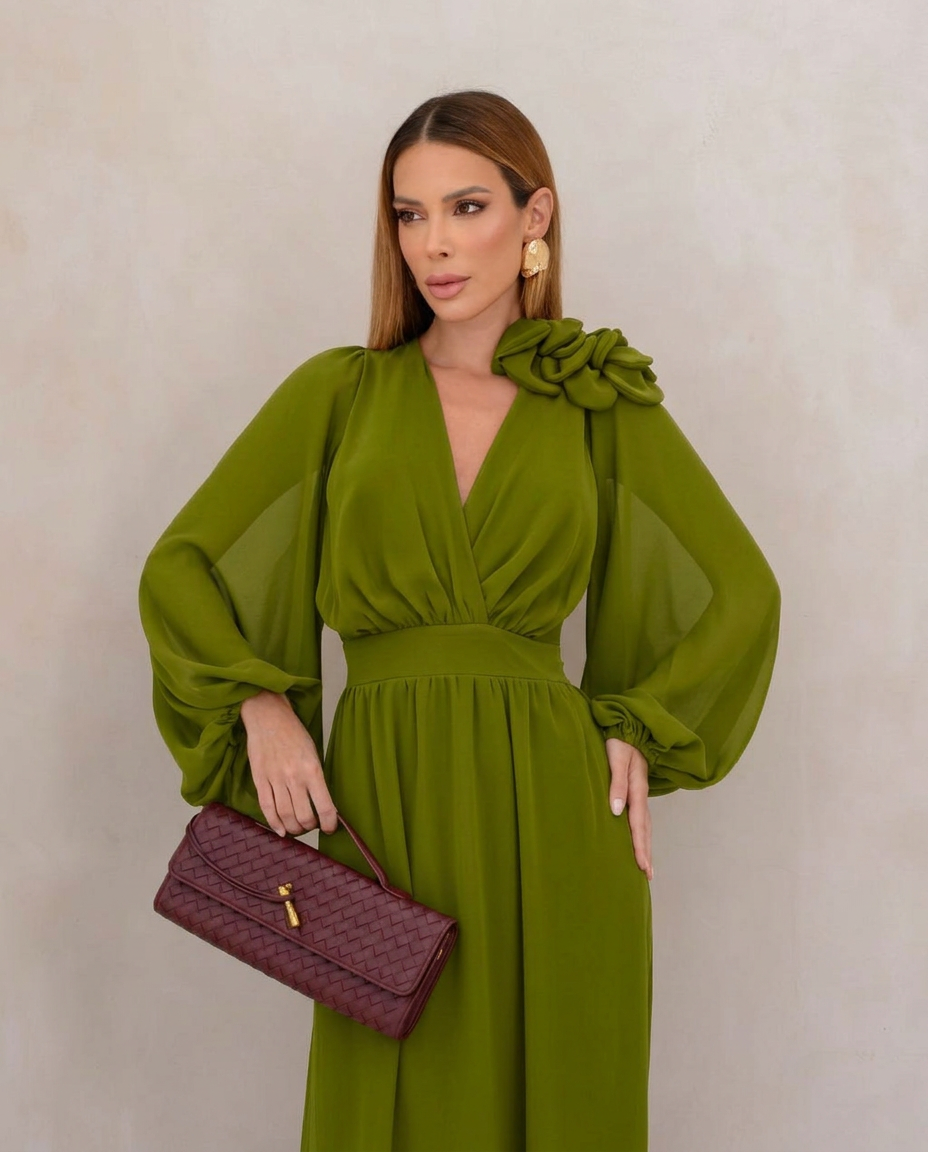 VESTIDO LONGO DECOTE V TRANSPASSADO COM MANGA BUFANTE E BABADO NA BARRA VERDE