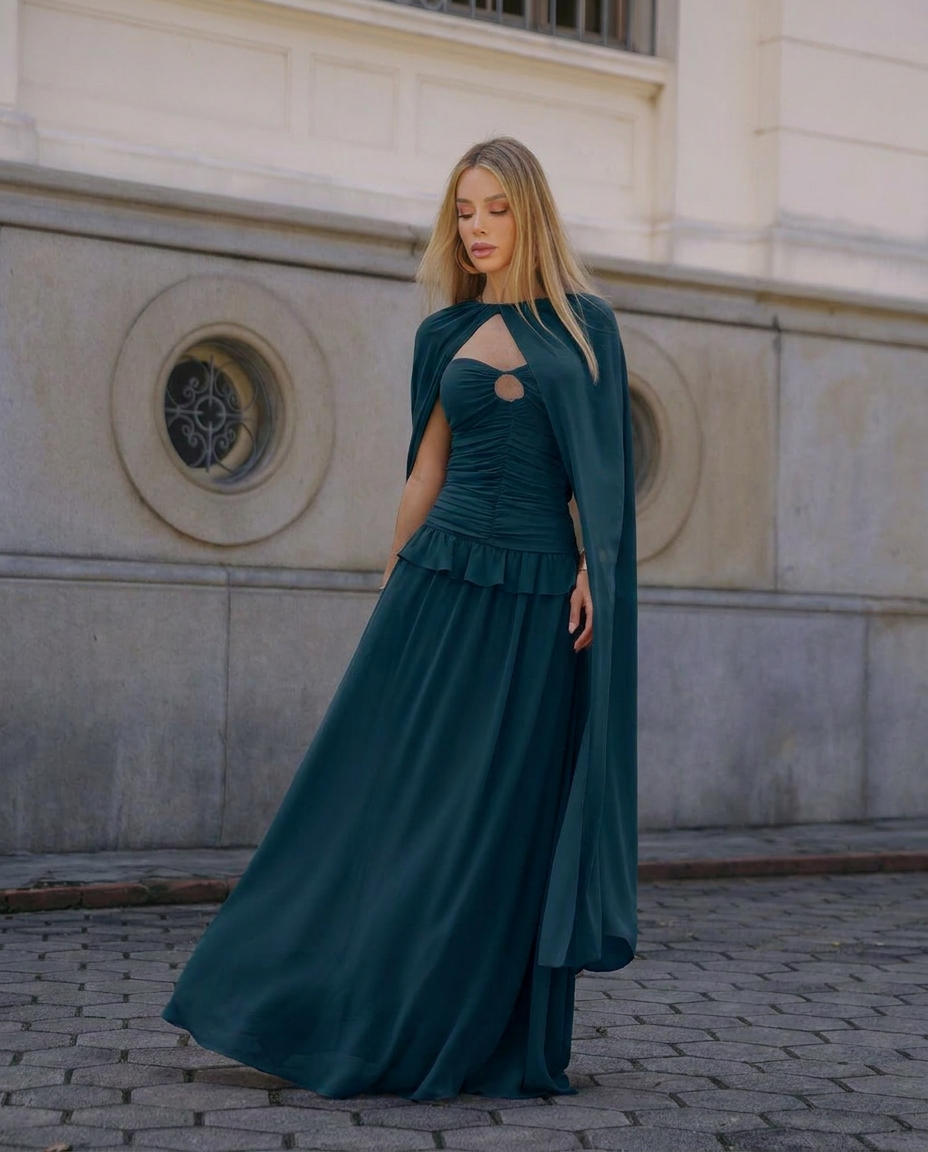 VESTIDO LONGO TOMARA QUE CAIA FRANZIDO COM RECORTE E CAPA AZUL PETRÓLEO