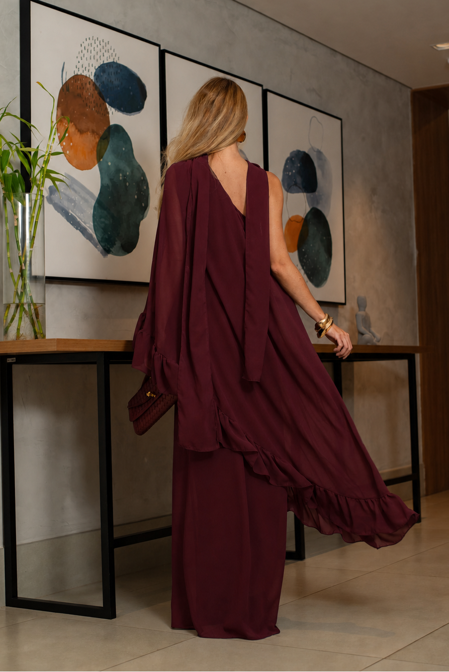 VESTIDO LONGO UM OMBRO COM BABADOS MARSALA