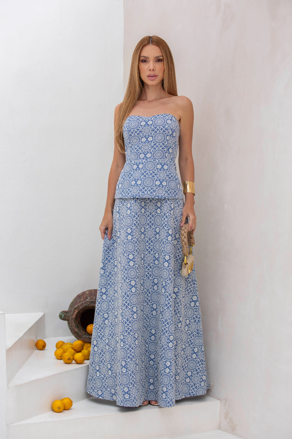 VESTIDO LONGO TOMARA QUE CAIA EM LAISE AZUL