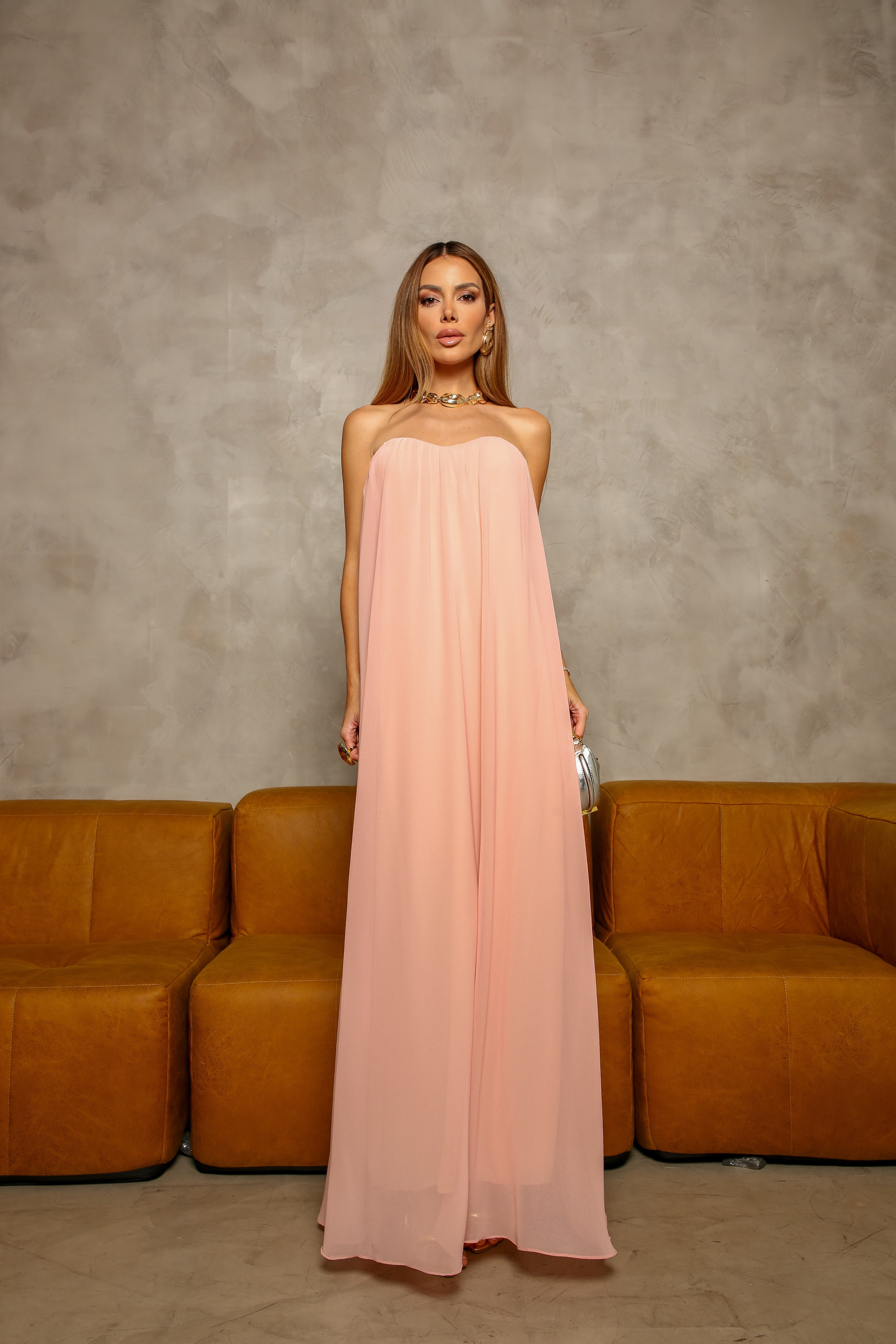 VESTIDO LONGO TOMARA QUE CAIA COM BUSTO DRAPEADO ROSA