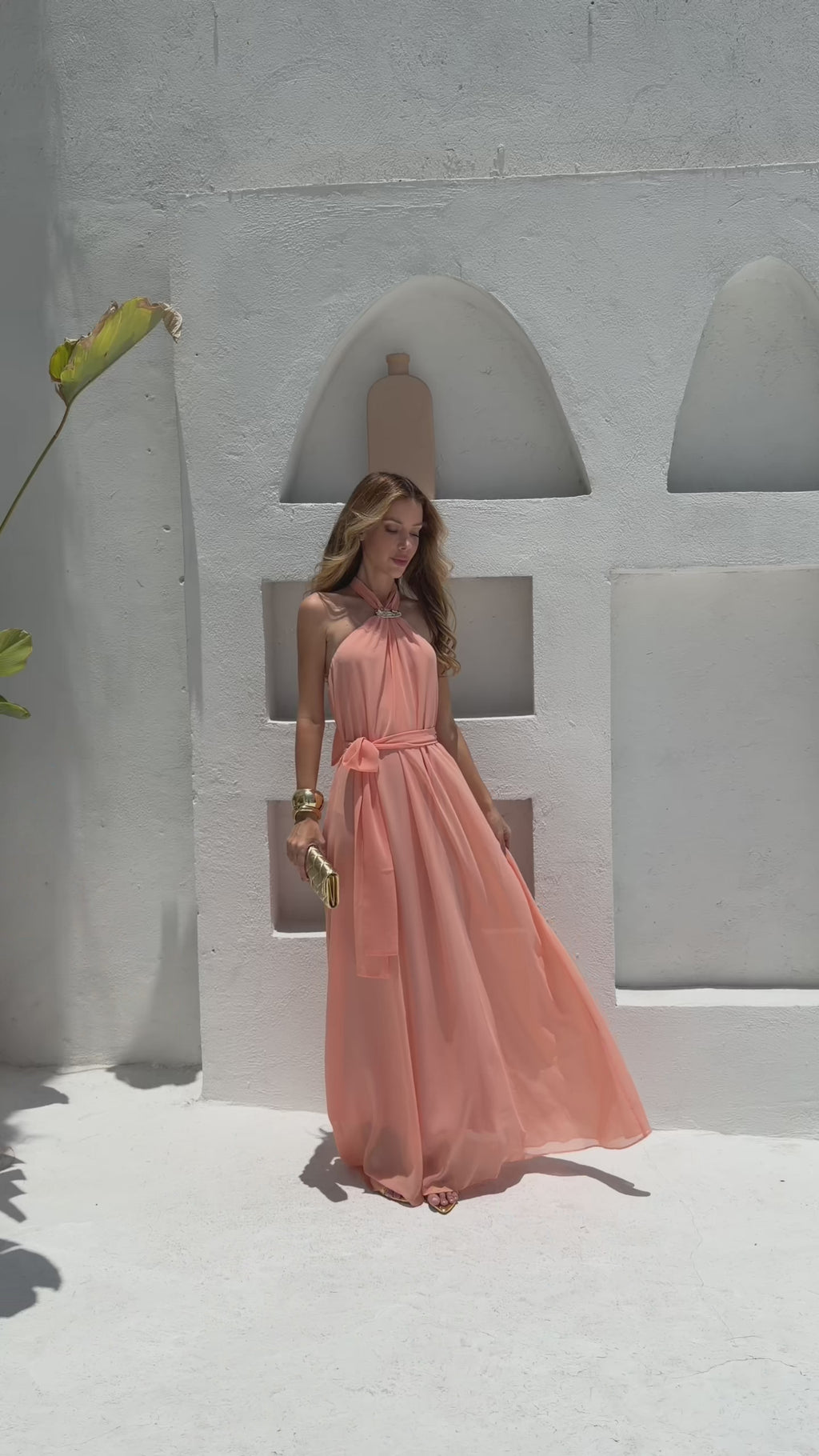 VESTIDO LONGO FRENTE ÚNICA COM FIVELA LARANJA