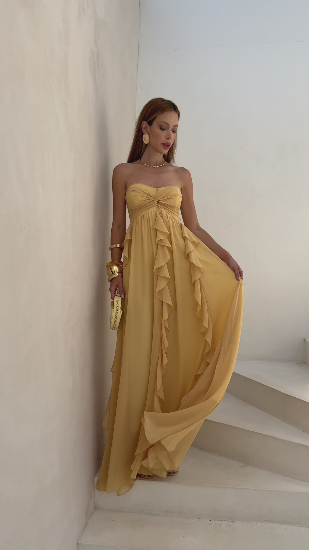 VESTIDO LONGO TOMARA QUE CAIA COM BABADOS CASCATA AZUL