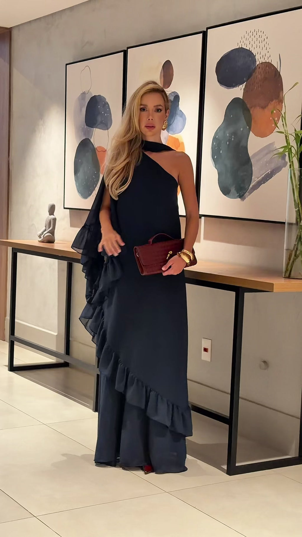 VESTIDO LONGO UM OMBRO COM BABADOS VERDE