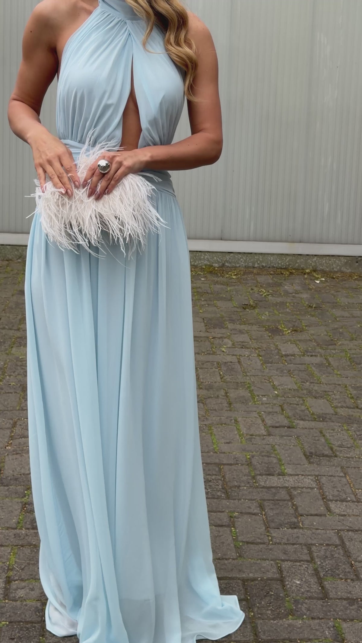 VESTIDO LONGO FRENTE ÚNICA COM RECORTE FRONTAL E CINTURA FRANZIDA AMARELO