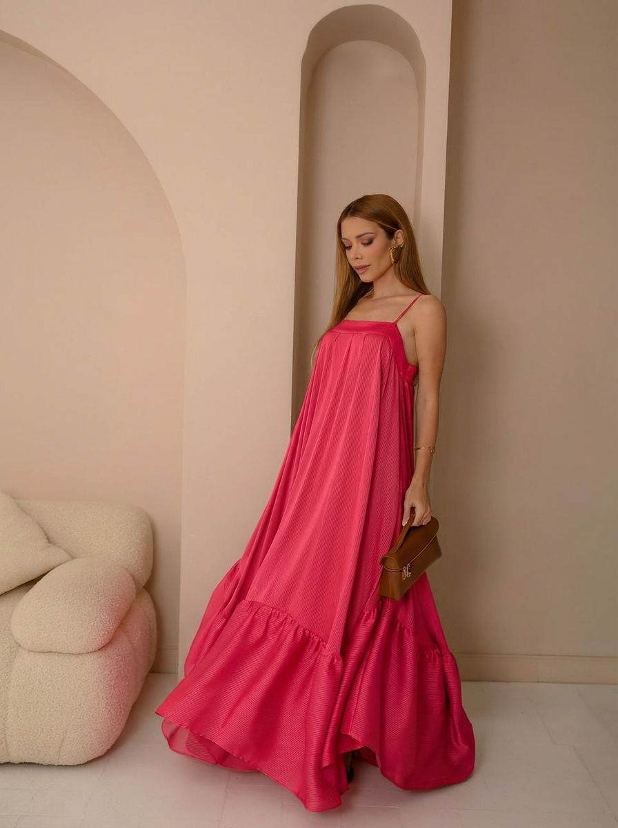 VESTIDO LONGO DECOTE RETO DE ALÇAS COM BABADO NA BARRA ROSA